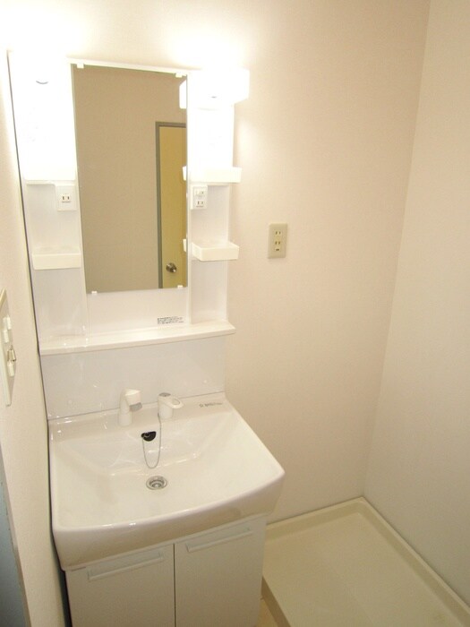 物件内観写真12　(洗面)