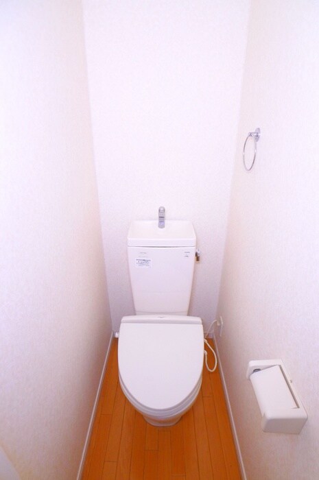 物件内観写真16　(トイレ)