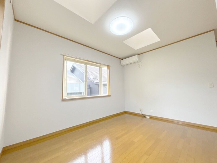 物件内観写真18　(居室)