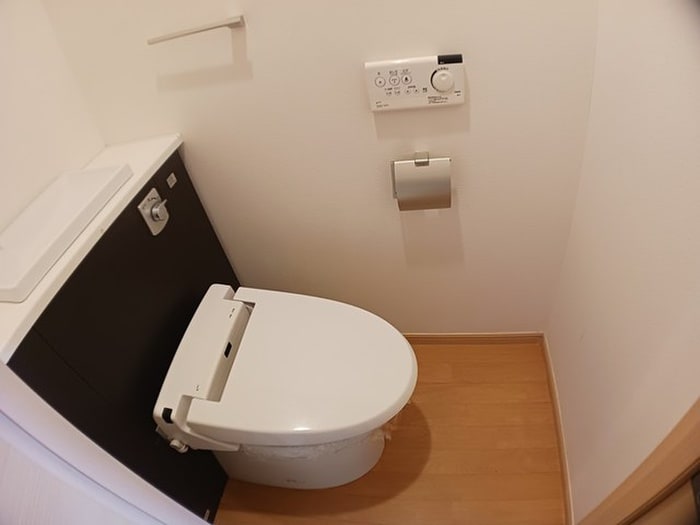 物件内観写真7　(トイレ)