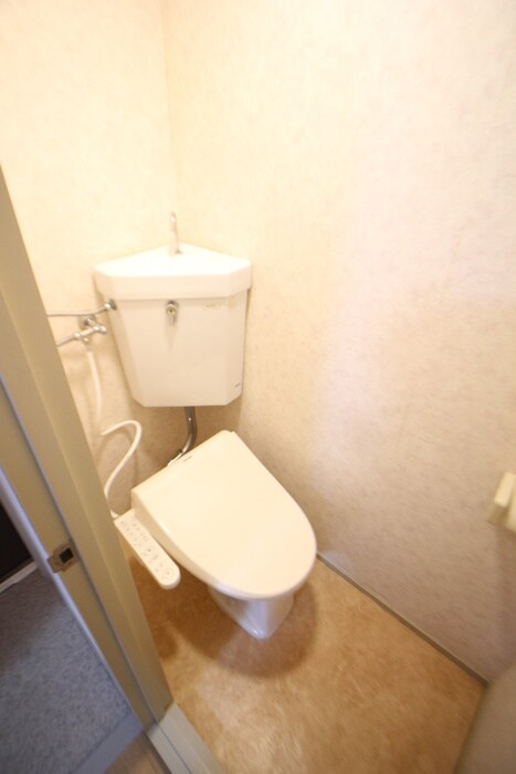 物件内観写真9　(トイレ)