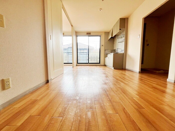 物件内観写真8　(居室)