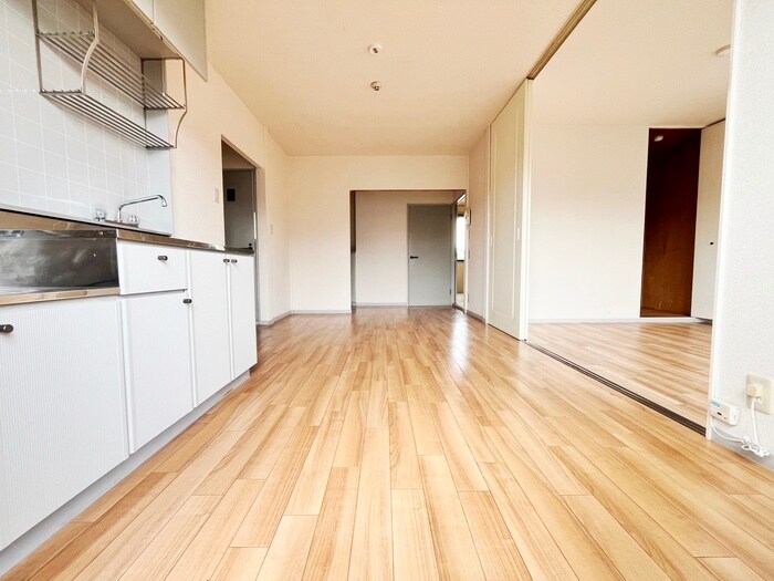 物件内観写真9　(居室)