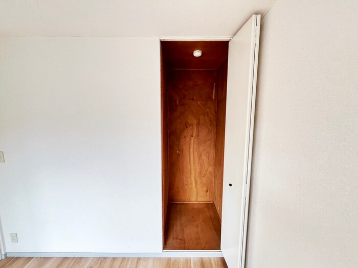 物件内観写真18　(収納)