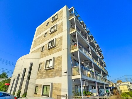 クロス江戸川外観写真