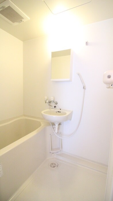 物件内観写真12　(バス／シャワールーム等)