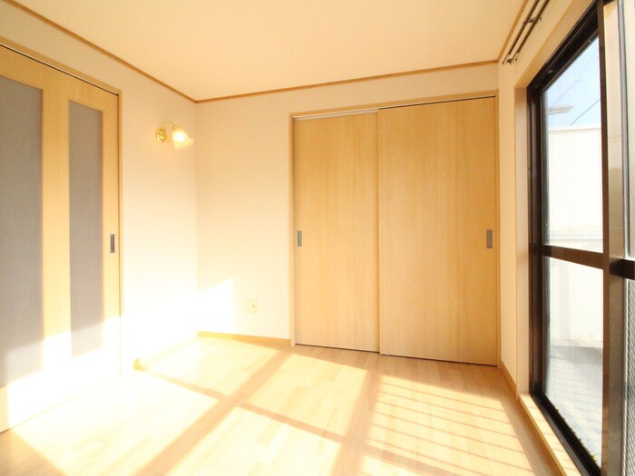 物件内観写真19　(居室)