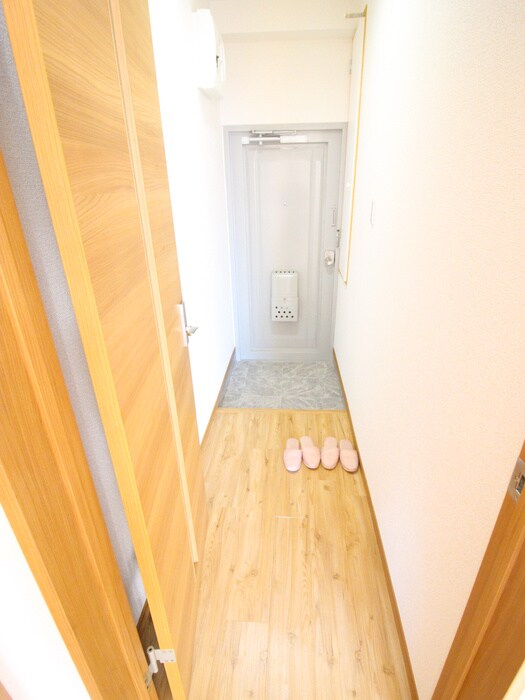 物件内観写真22　(廊下)