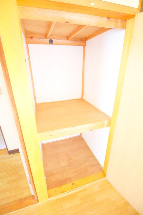 物件内観写真16　(収納)