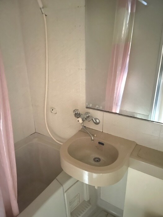 物件内観写真10　(洗面)