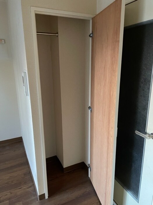 物件内観写真12　(収納)