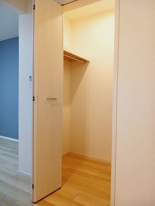 物件内観写真8　(収納)