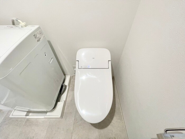 物件内観写真13　(トイレ)