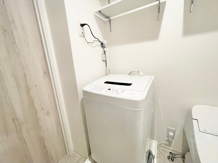 物件内観写真15　(洗濯機置場)