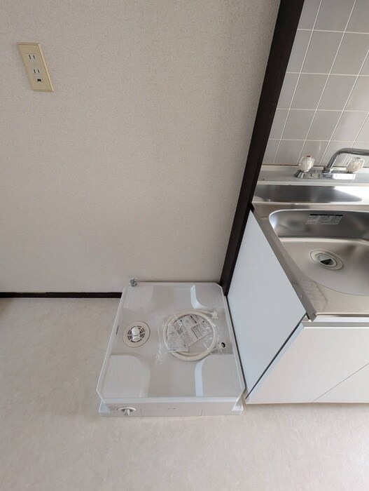 物件内観写真19　(洗濯機置場)