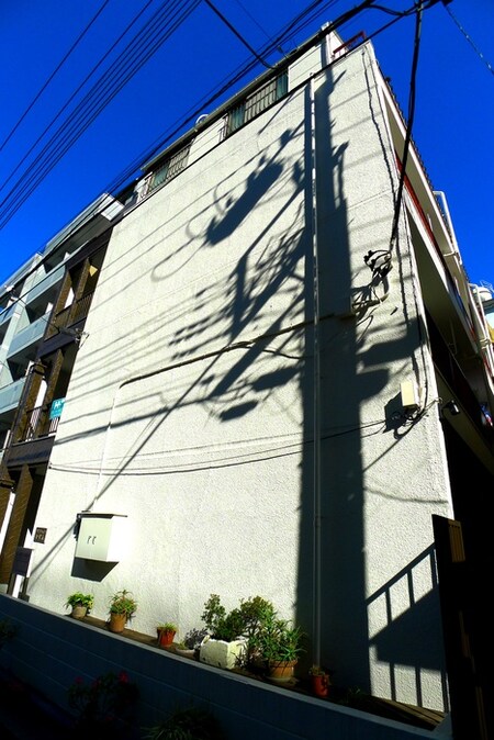 いずみマンション外観写真