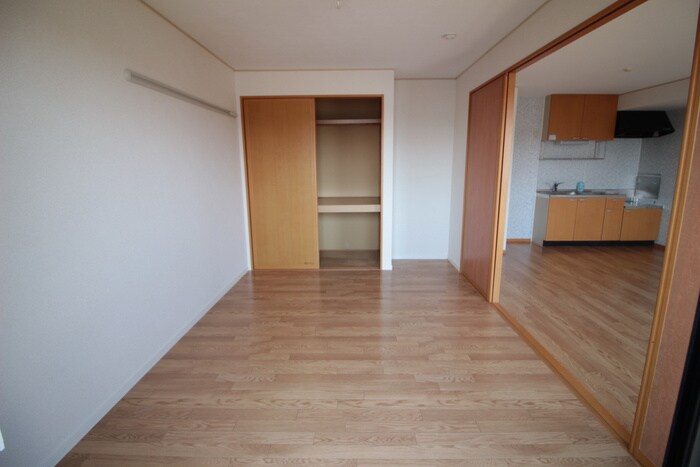 物件内観写真7　(居室)