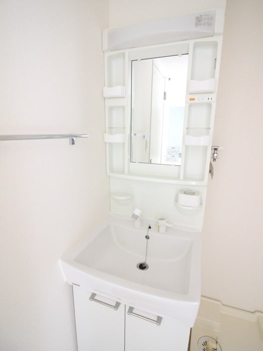 物件内観写真11　(洗面)