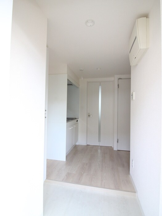 物件内観写真19　(廊下)