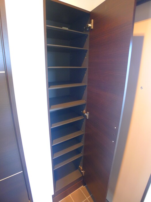 物件内観写真15　(靴箱)