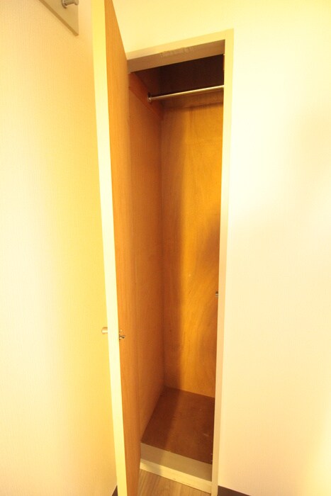 物件内観写真18　(収納)