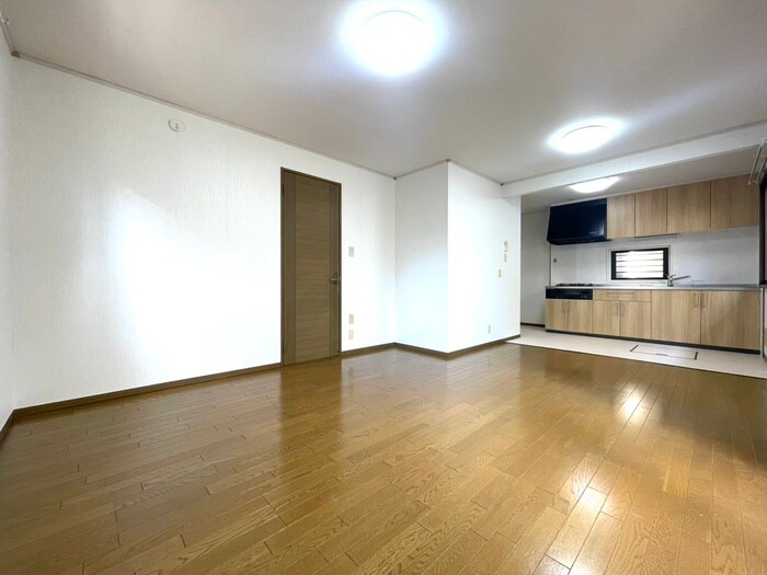 小金井市本町３丁目戸建の居室