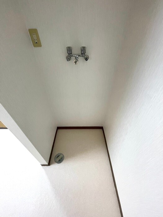 小金井市本町３丁目戸建の洗濯機置場