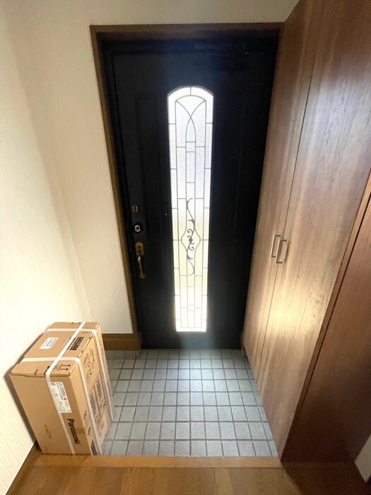 物件内観写真22　(玄関)