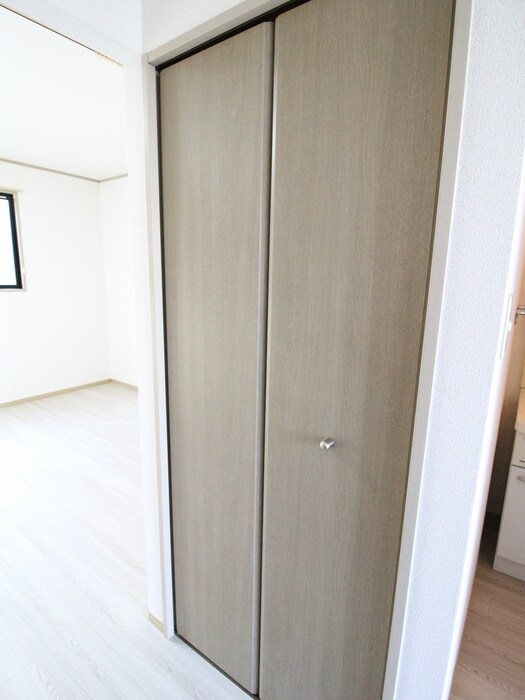 物件内観写真17　(収納)