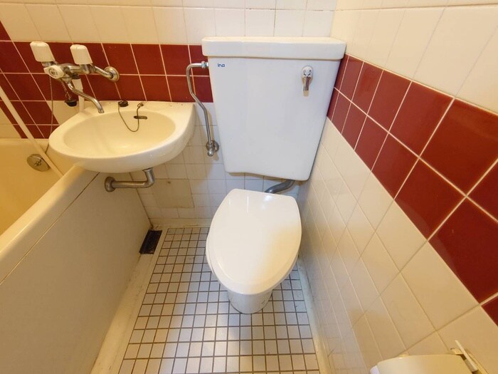 物件内観写真14　(トイレ)