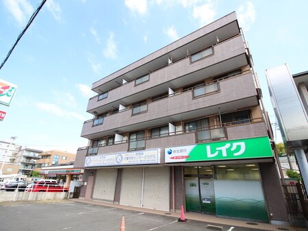 メゾフォルテ二俣川外観写真