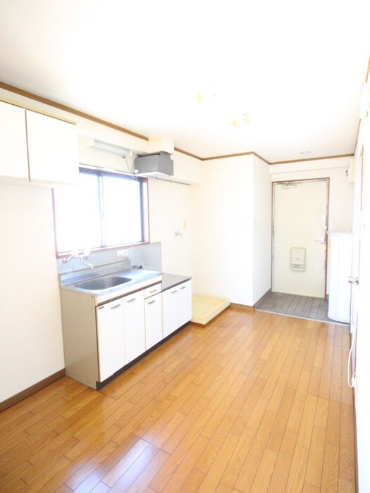 物件内観写真16　(玄関)