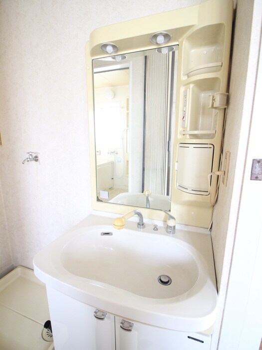 物件内観写真8　(洗面)