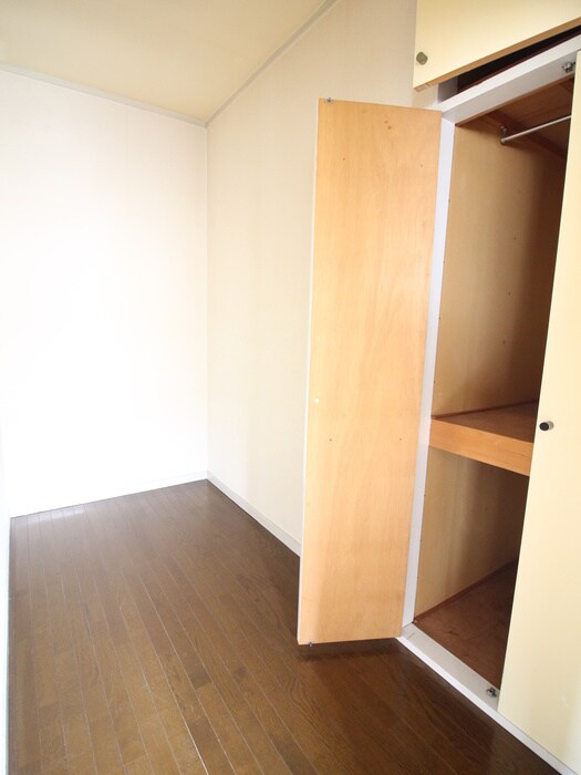 物件内観写真10　(収納)