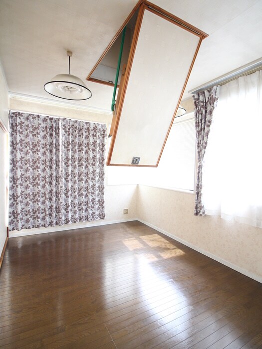 物件内観写真12　(居室)