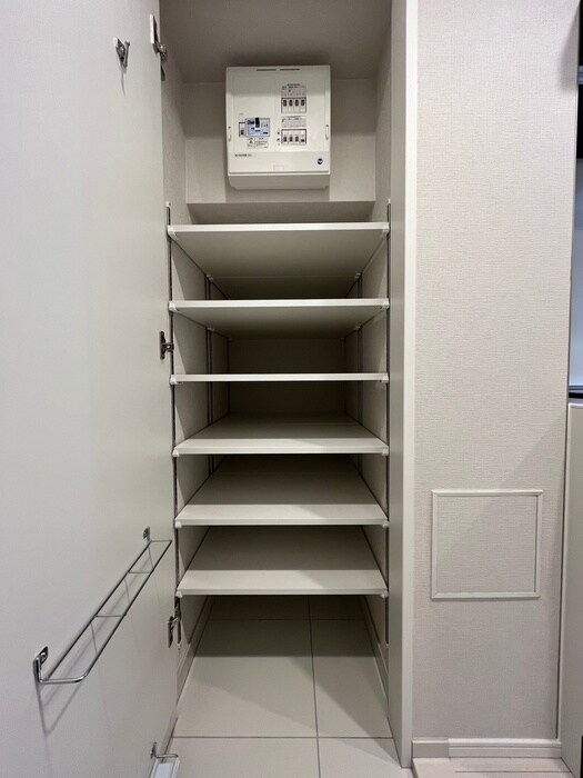 物件内観写真10　(靴箱)