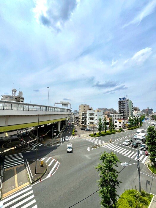 物件内観写真13　(室内からの展望)