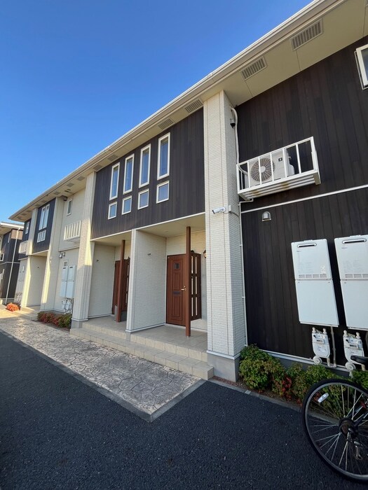 物件外観写真3　(外観写真)