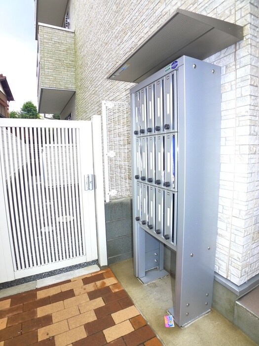 物件外観写真4　(建物設備)