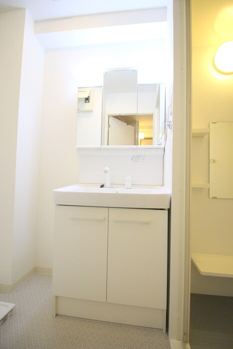 物件内観写真15　(洗面)