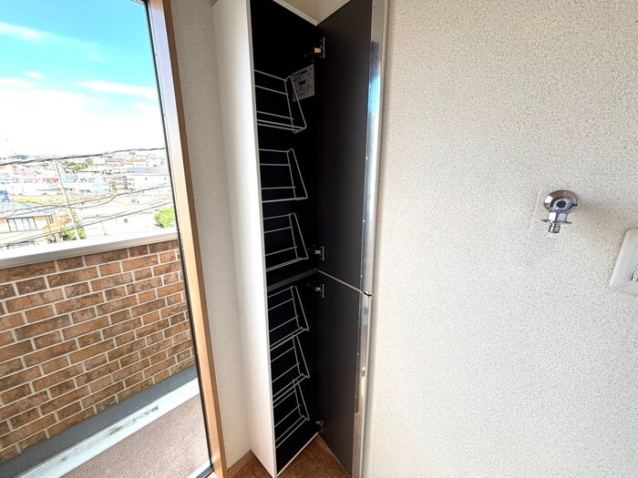 物件内観写真13　(靴箱)