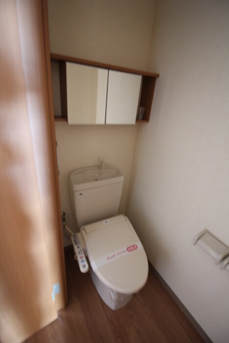 物件内観写真11　(トイレ)