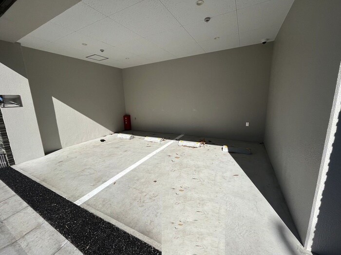 物件外観写真4　(駐車場)