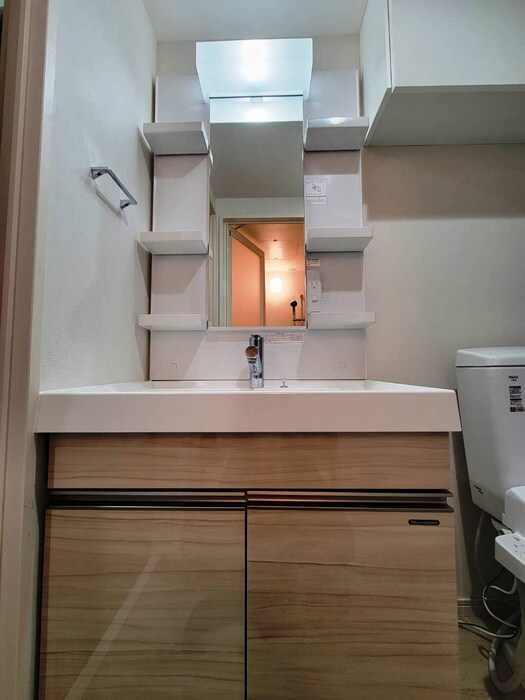 物件内観写真13　(洗面)