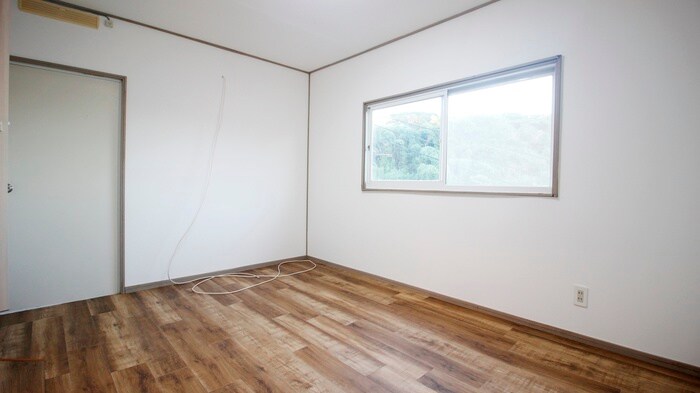 物件内観写真4　(居室)