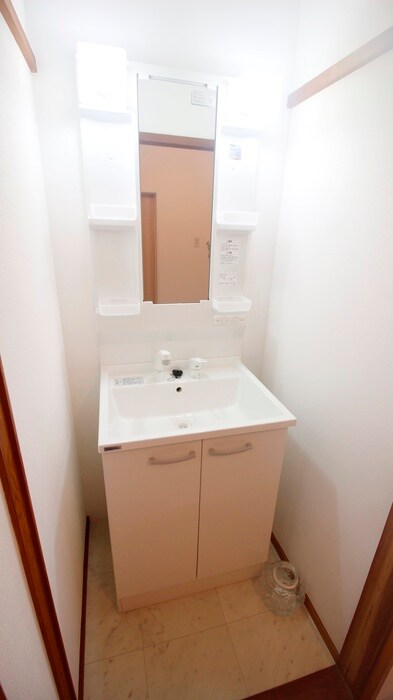 物件内観写真10　(洗面)