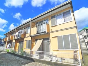 エスティーヌ曽谷外観写真