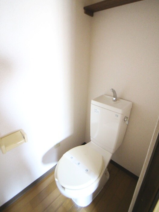 物件内観写真11　(トイレ)