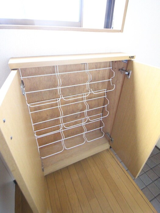 物件内観写真14　(靴箱)