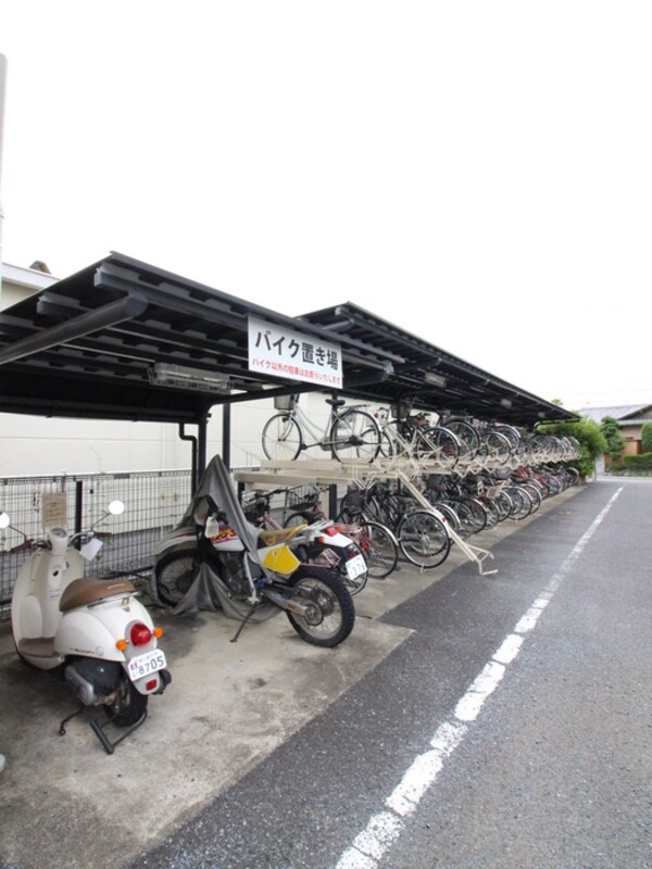 バイク置き場